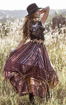 Men And Women's Clothing