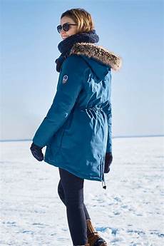 Women Woven Outdoor Clothing