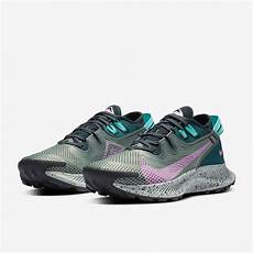 Women's Sports Clothing
